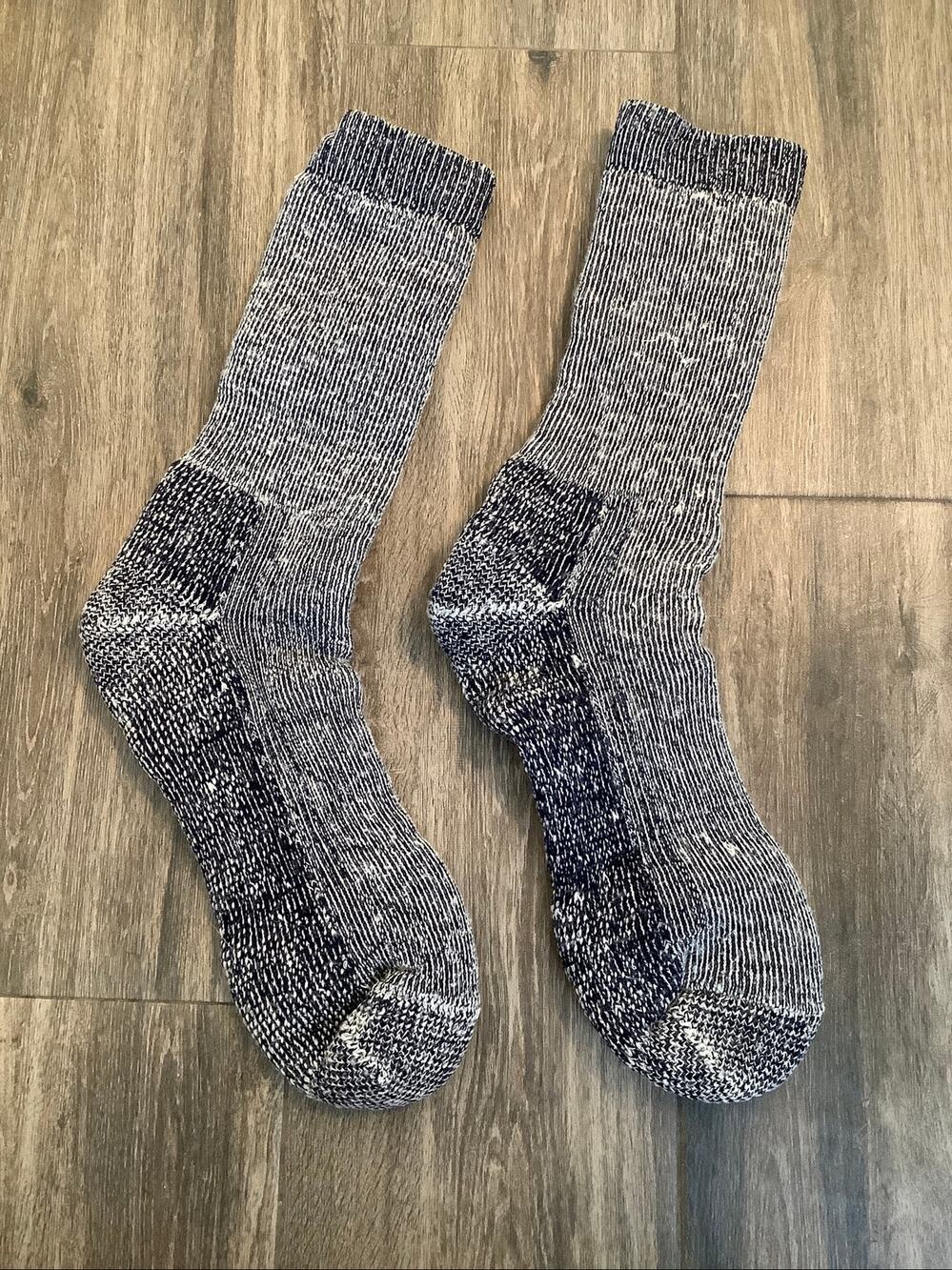 Smartwool Women's Large Black Hike Classic Edition Wool Crew Socks Outdoor D15-4